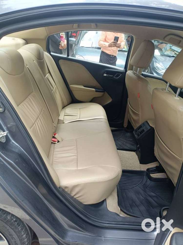Honda City 1.5 V 4th Gen I-vtec Mt, 2017, Petrol
