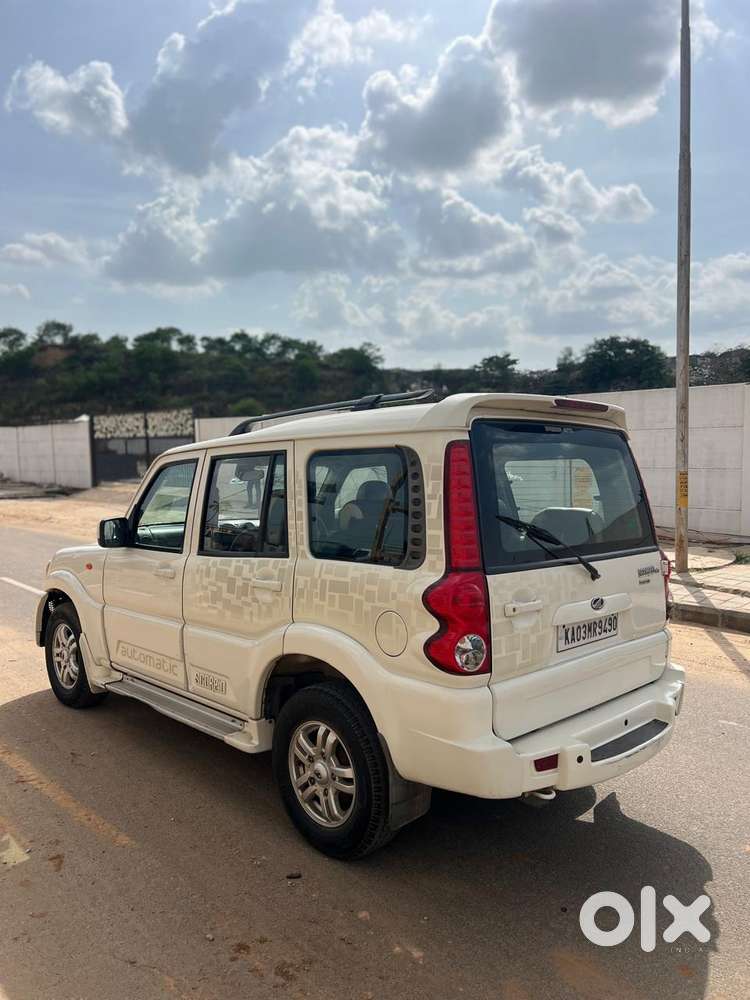 Mahindra Scorpio Vlx At 4wd Bs-iv, 2013, Diesel