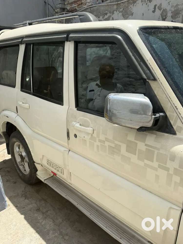 Mahindra Scorpio 2010 Diesel 100000 Km Driven