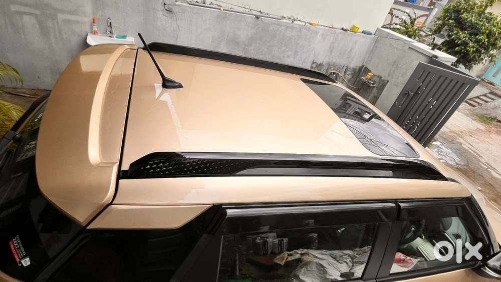 Mahindra Xuv 3xo Petrol 2025