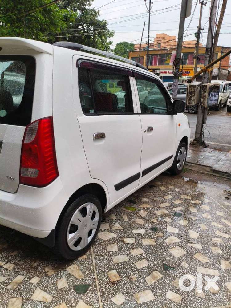 Maruti Suzuki Wagon R Vxi, 2011, Petrol