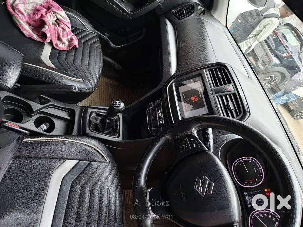 Maruti Suzuki Brezza 1.5 Zxi Smart Hybrid, 2021, Petrol