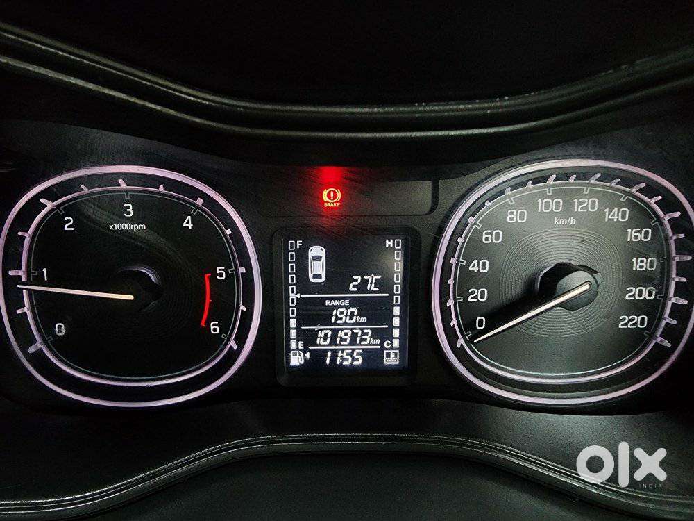 Maruti Suzuki Vitara Brezza Zdi Plus Dual Tone, 2016, Diesel