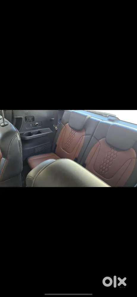 Hyuandai Alcazar Plantinum O 6 Seater Automatic