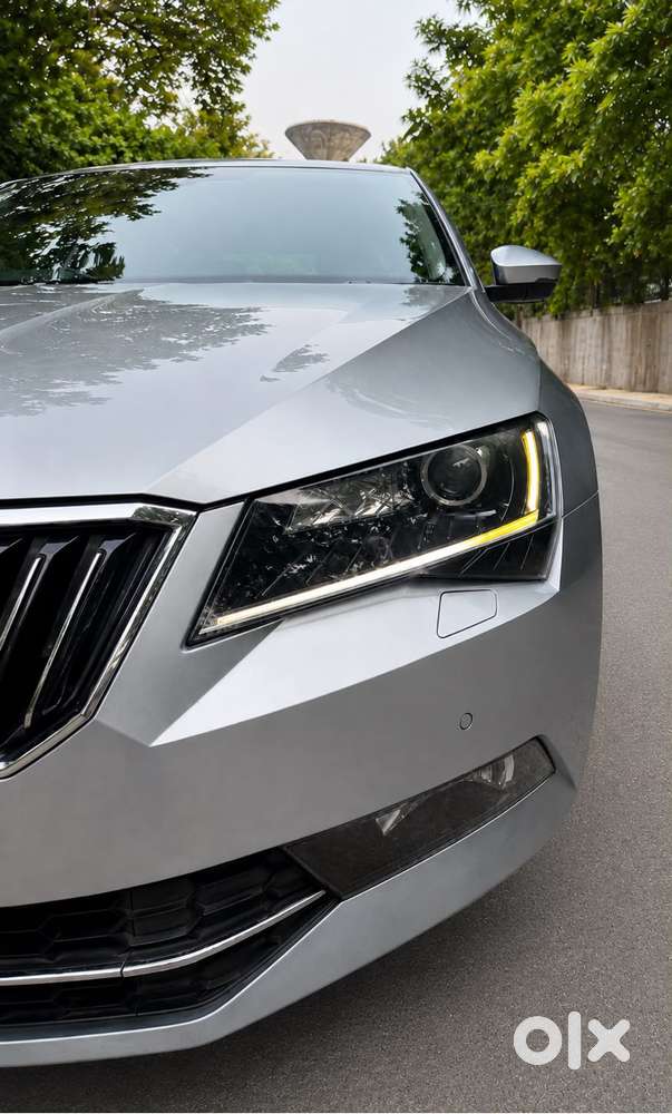 Skoda Superb 2.0 L&k Tsi At, 2020, Petrol