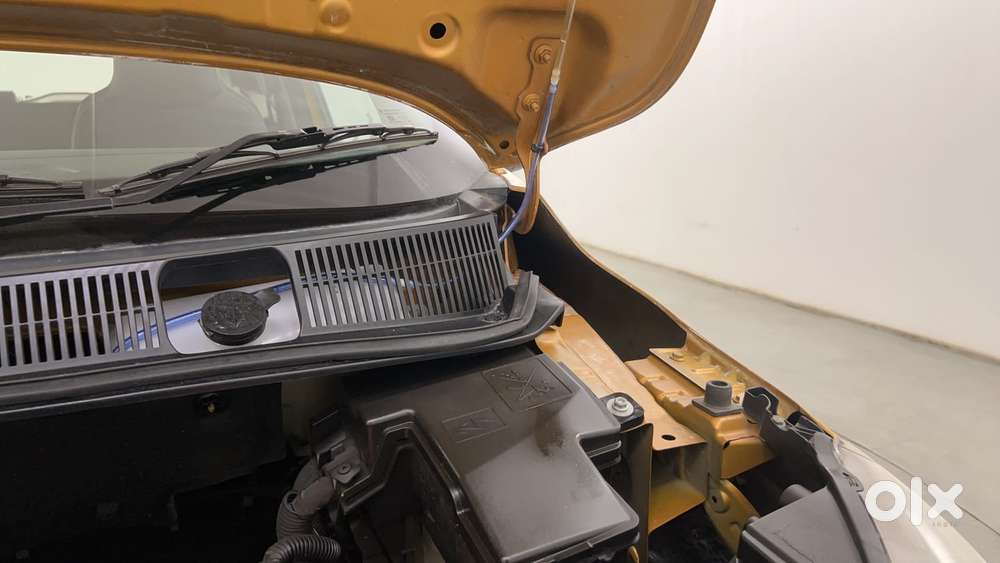 Renault Triber Rxl, 2020, Petrol