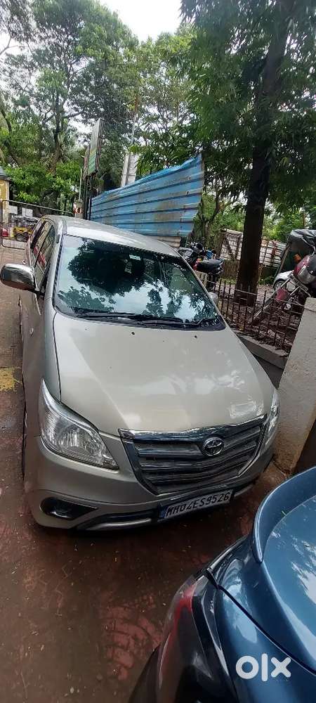 Toyota Innova 2013