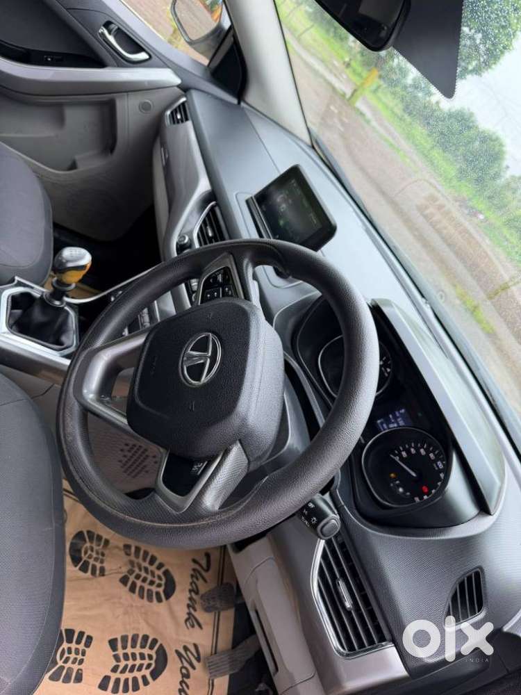 Maruti Suzuki Brezza 1.5 Zxi At Smart Hybrid, 2021, Petrol