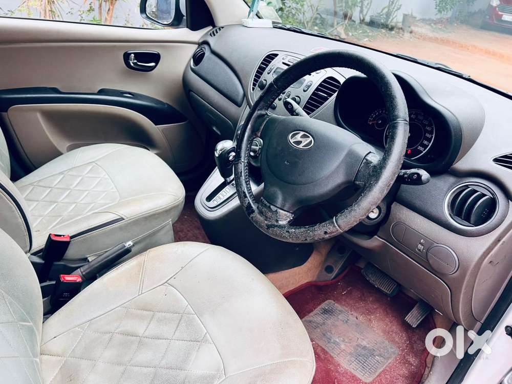 Hyundai I10 Sportz At, 2013, Petrol