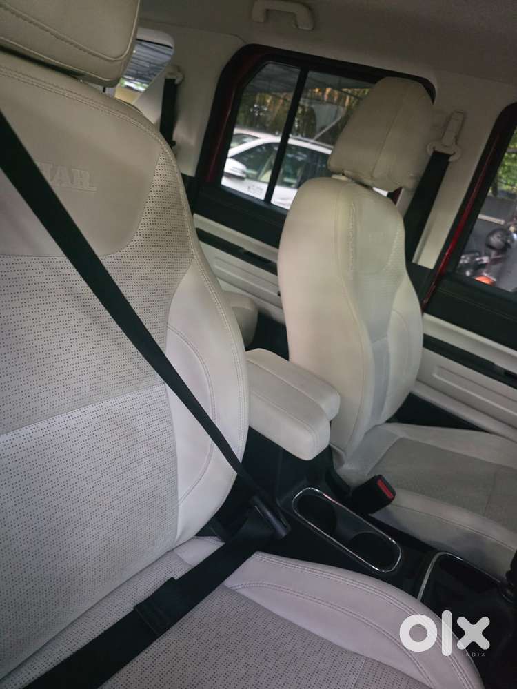 Mahindra Thar Roxx Ax7 L Diesel Mt 4wd, 2025, Diesel