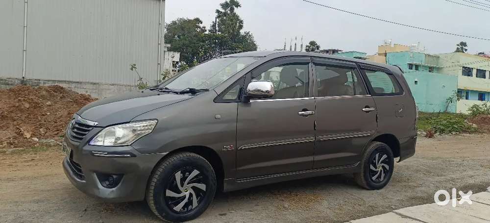 2013 Model...2 Owner...toyota Innova Gx