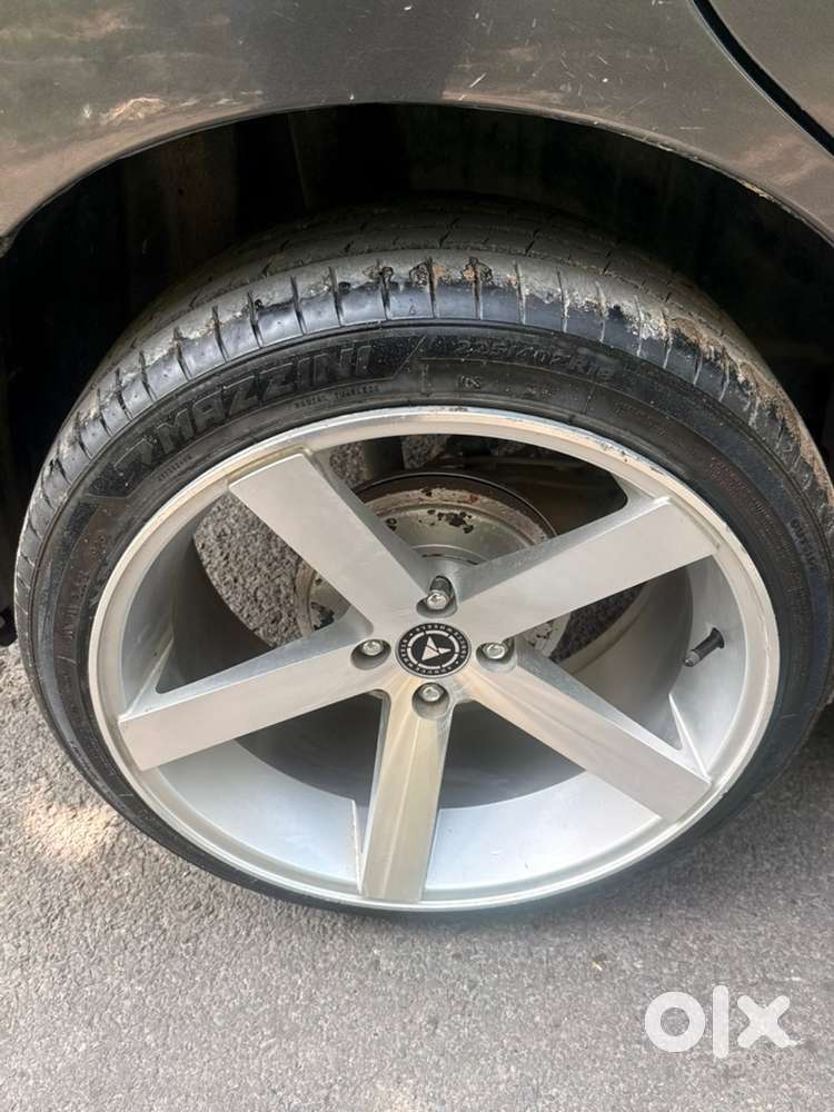 Toyota Glanza Hybrid 2023