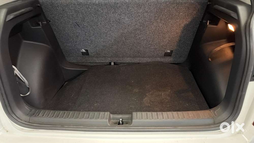 Skoda Kushaq 1.0 Tsi Active, 2023, Petrol