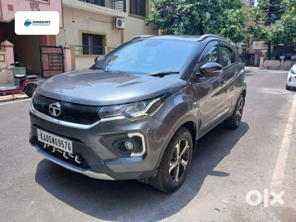 Tata Nexon 1.2 Revotron Xza Plus, 2023, Petrol