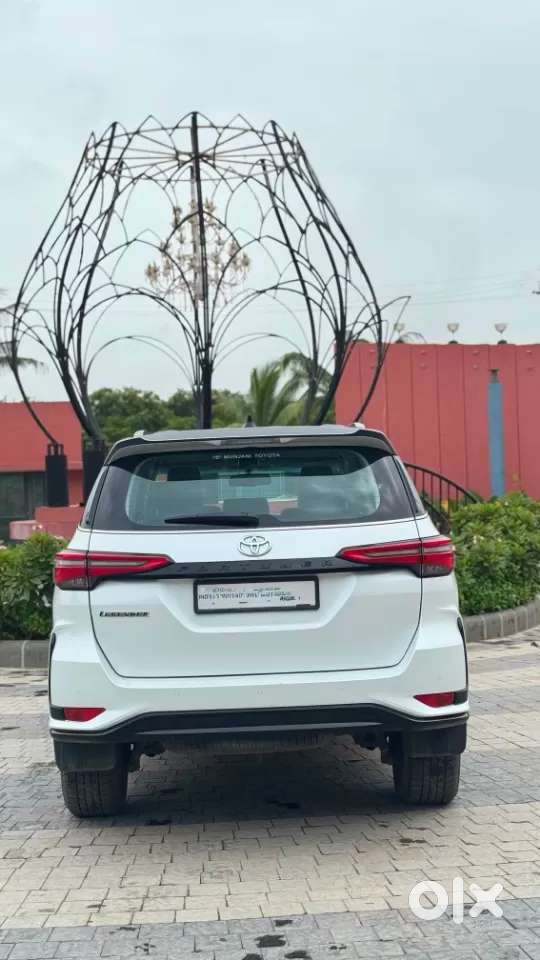Toyota Fortuner Legender, 2024, Diesel