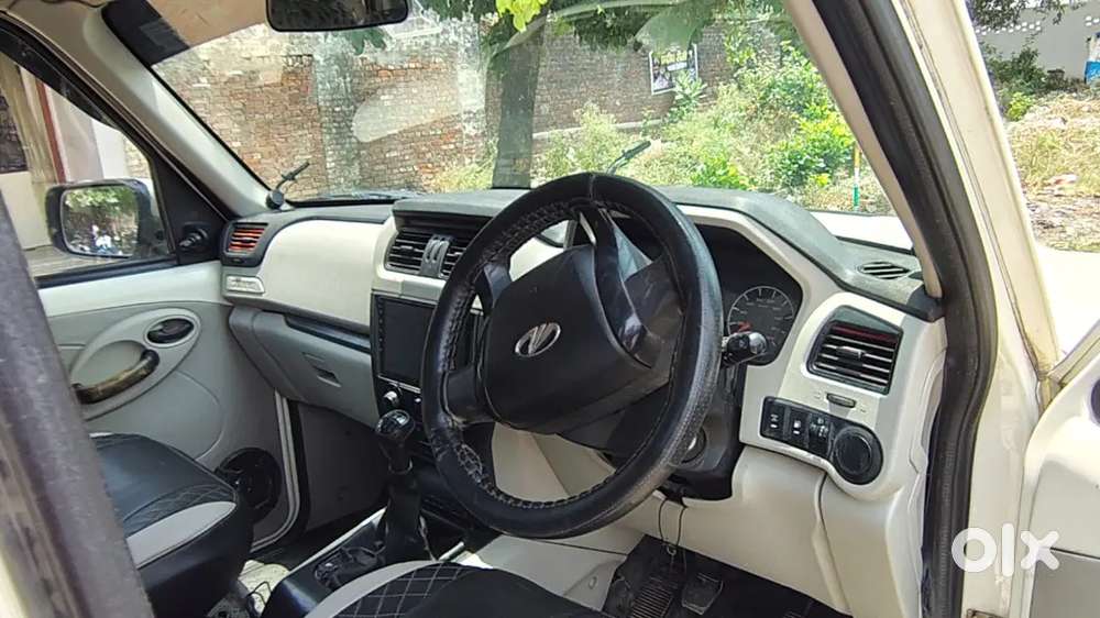 Mahindra Scorpio S3