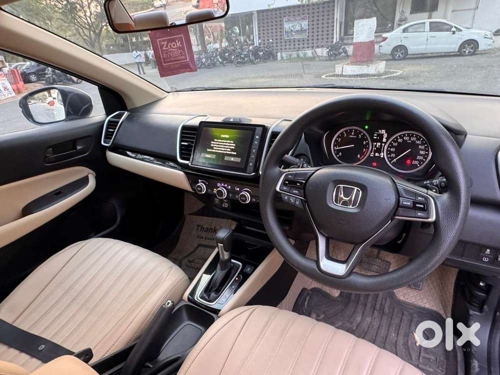 Honda City 2023 Petrol 7500 Km Driven