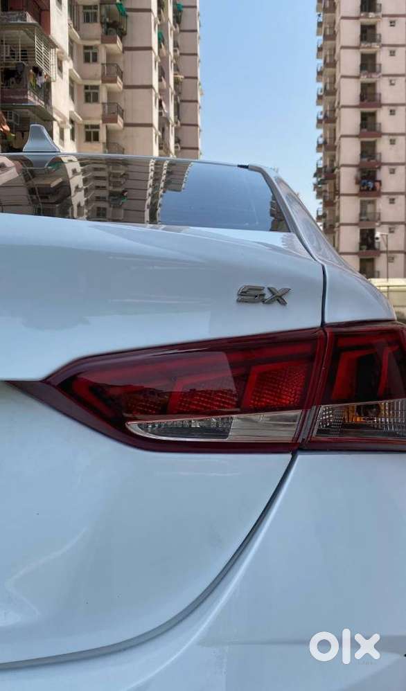 Hyundai Verna 1.5 Sx Diesel At, 2022, Diesel