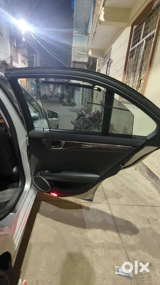 Mercedes-benz C-class 2011 Petrol Well Maintained