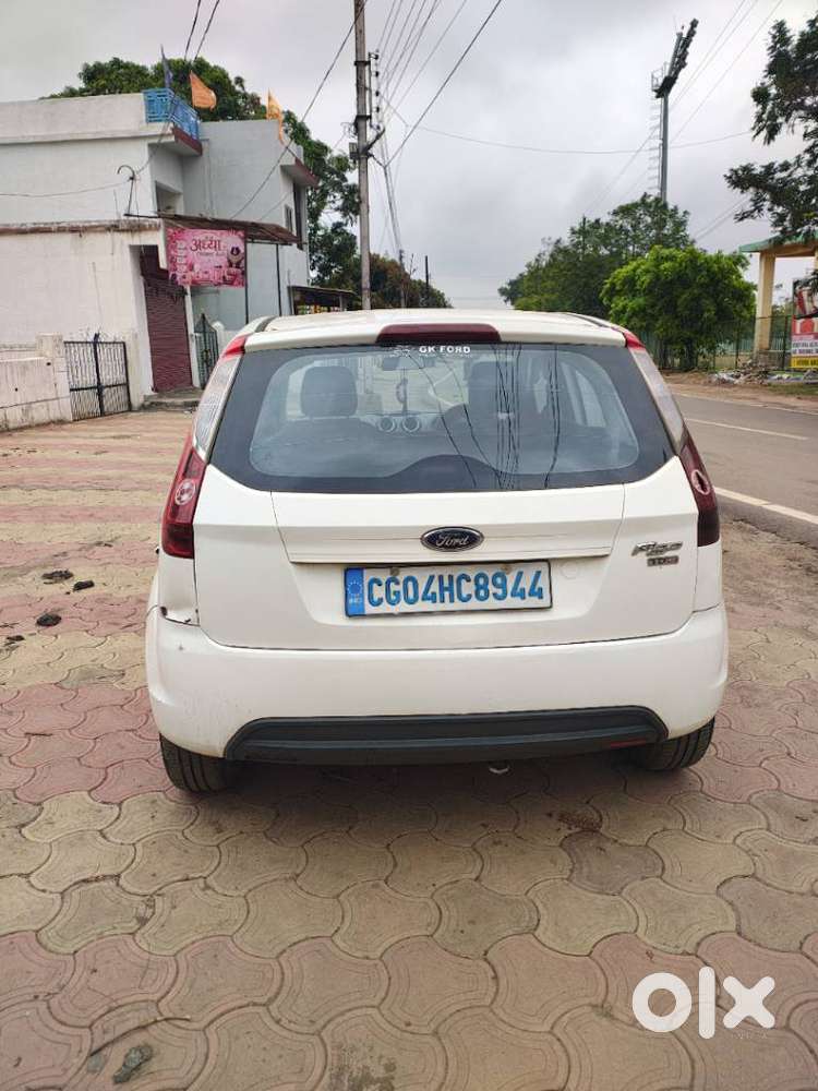 Ford Figo Diesel Titanium, 2011, Diesel