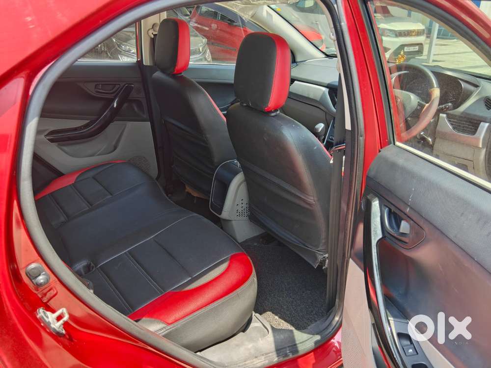 Tata Nexon 1.2 Revotron Xm (s), 2018, Petrol