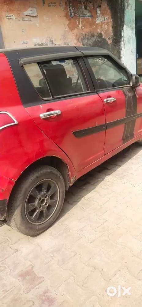 Maruti Suzuki Swift 2006 Petrol 140000 Km Driven