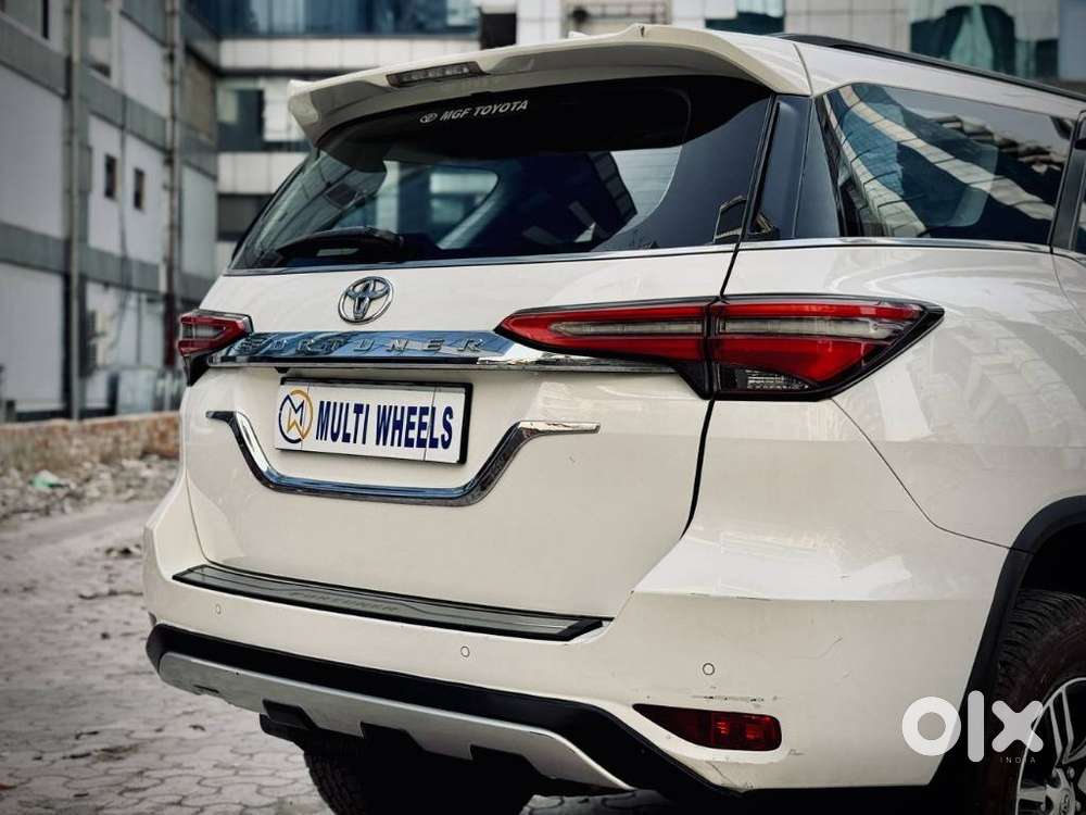 Toyota Fortuner 4x2 At 2.7 Petrol, 2022, Petrol