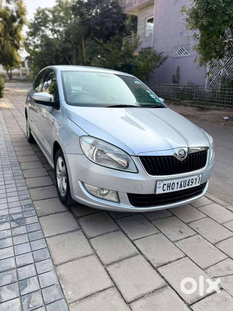 Skoda Rapid 1.5 Tdi Manual Active Ambition Style, 2013, Petrol