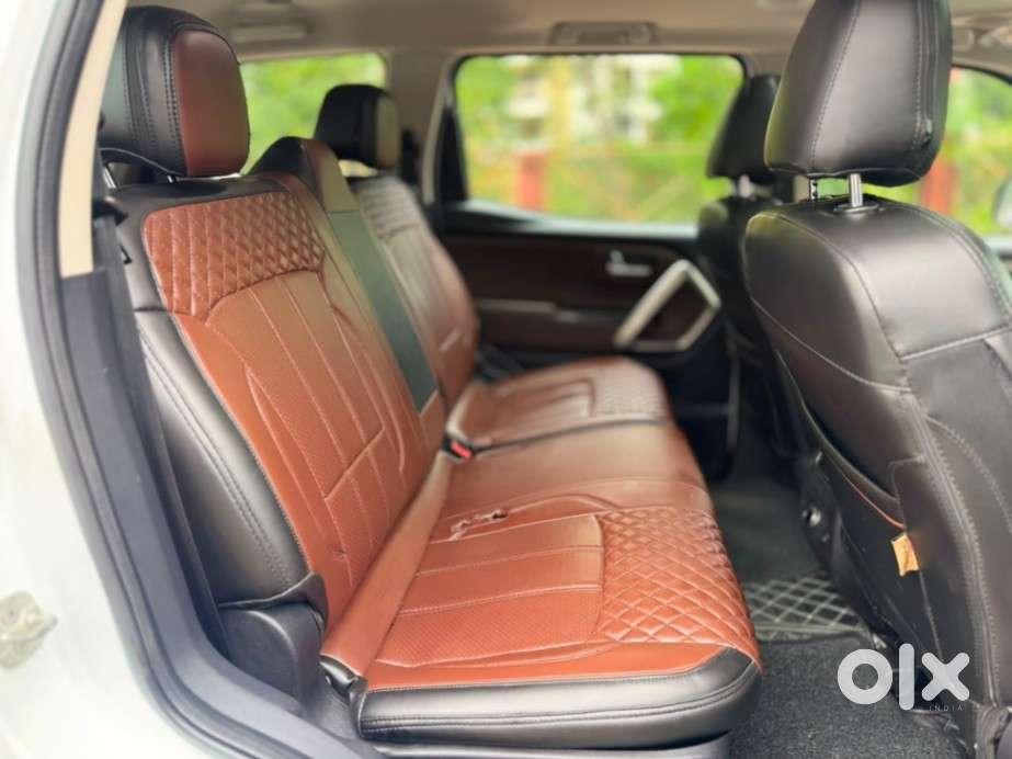 Mahindra Scorpio-n 2.2 Z8 L Diesel At 7 Str, 2023, Diesel