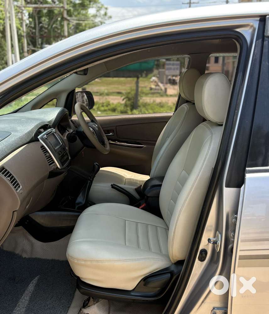 Toyota Innova 2.5 V 7 Str, 2015, Diesel