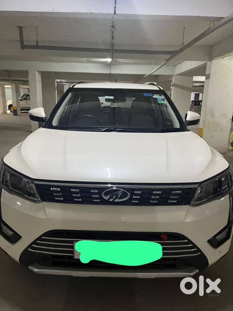 For Sale – Mahindra Xuv300 W8(o) Petrol Manual  2022