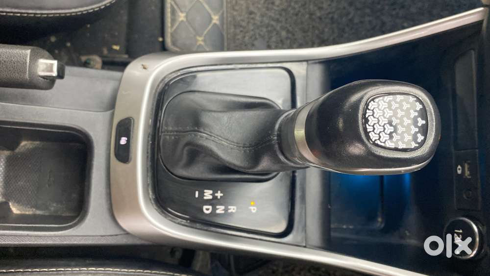 Tata Altroz 1.2 Xza Plus, 2022, Petrol