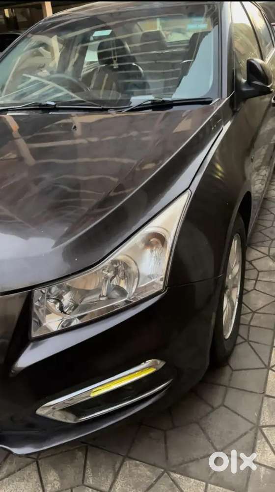Only 33000 Km Driven Chevrolet Cruze Ltz Diesel 2017
