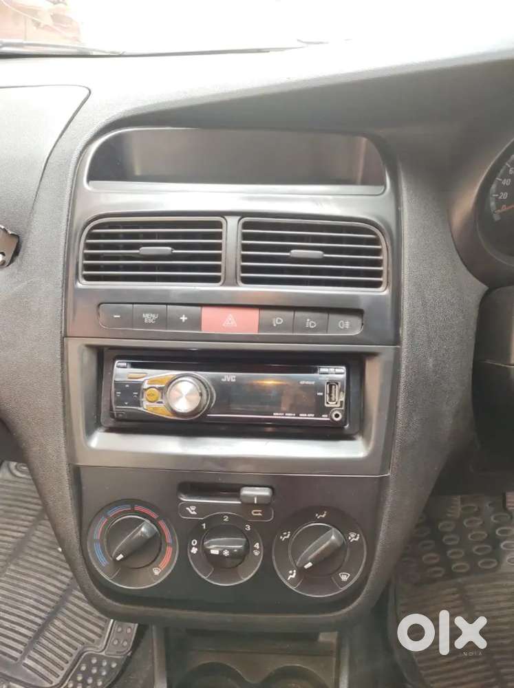Fiat Grande Punto 2010 Model Car