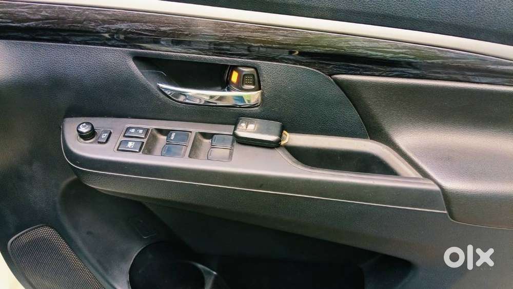 Maruti Suzuki Xl6 1.5 Alpha Mt, 2021, Petrol