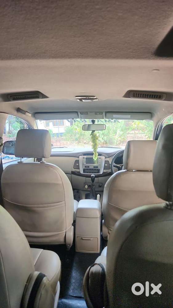 Toyota Innova 2012 Diesel Well Maintained