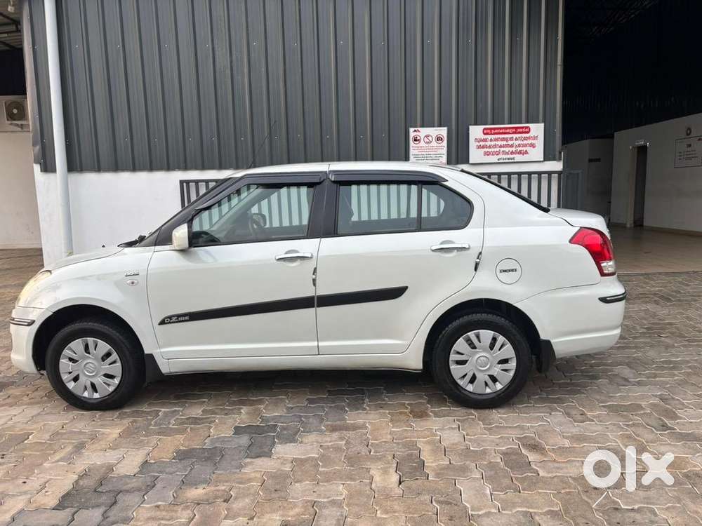 Maruti Suzuki Swift Dzire 2011
