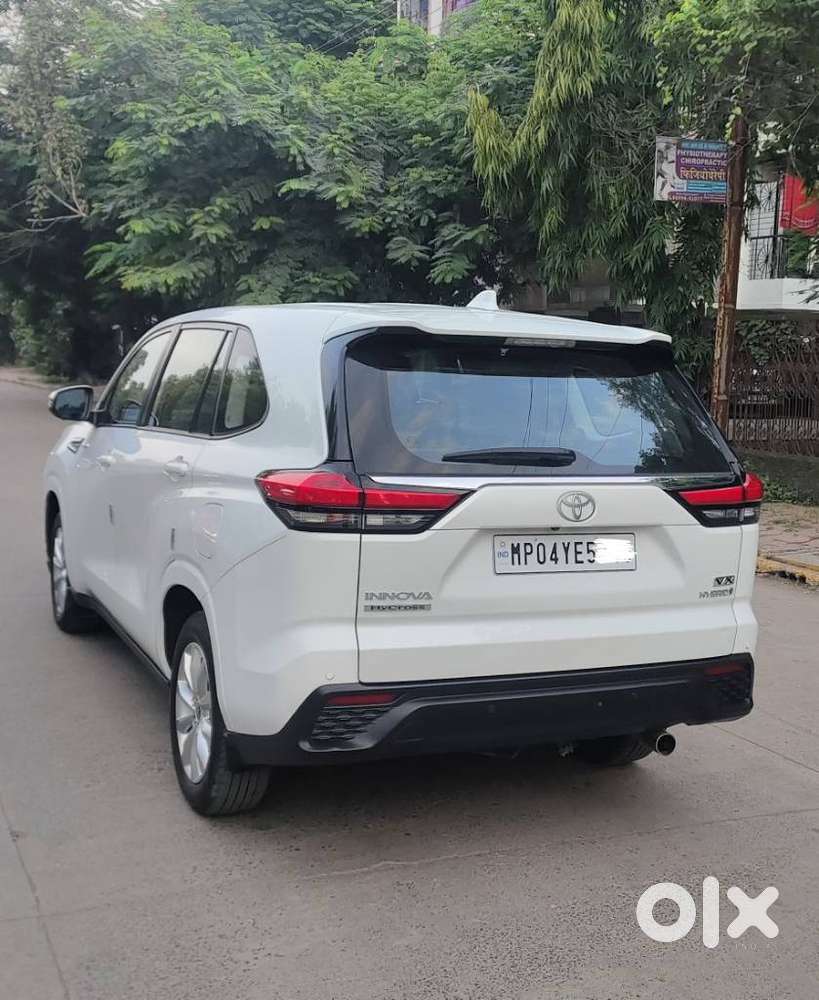 Toyota Innova Hycross 2.0 Vx Hybrid 8 Str, 2024, Petrol