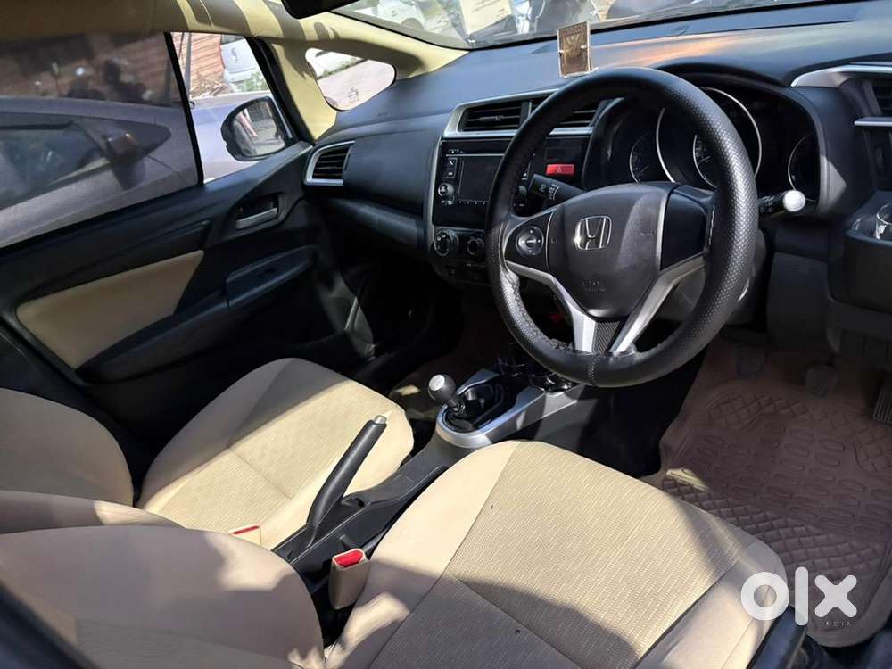 Honda Jazz 2015 Petrol Well Maintained
