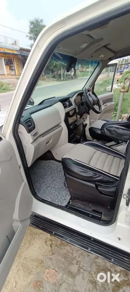 Mahindra Scorpio Diesel 2017 S.10 Urjent Sele