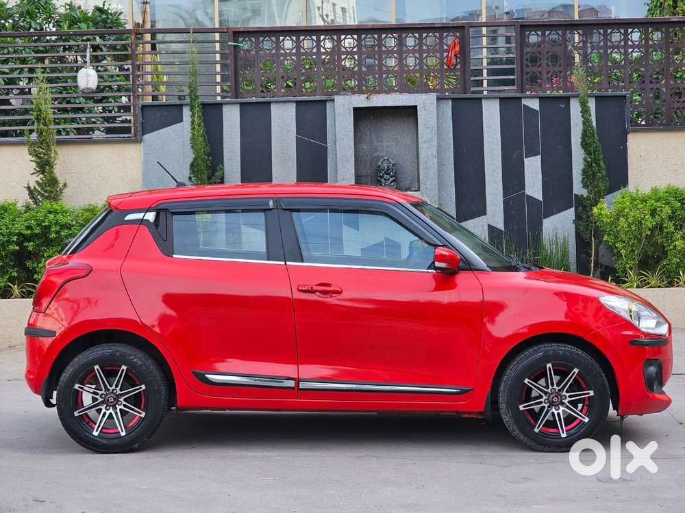 Maruti Suzuki Swift 1.3 Zxi, 2022, Petrol