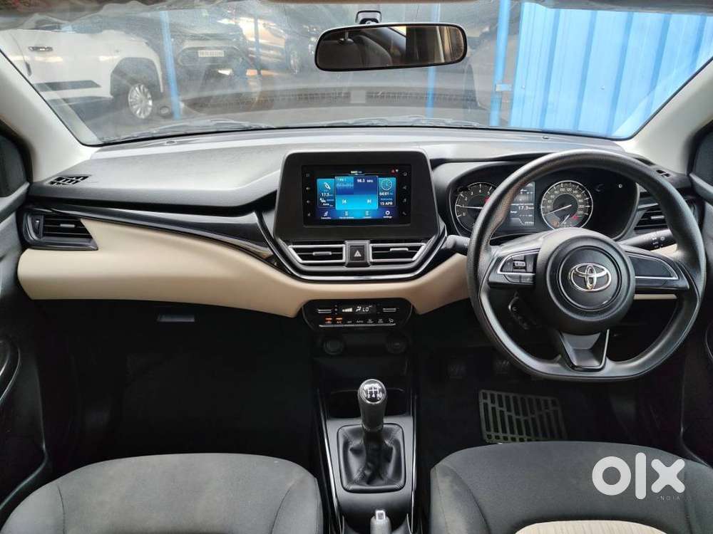 Toyota Glanza, 2023, Petrol