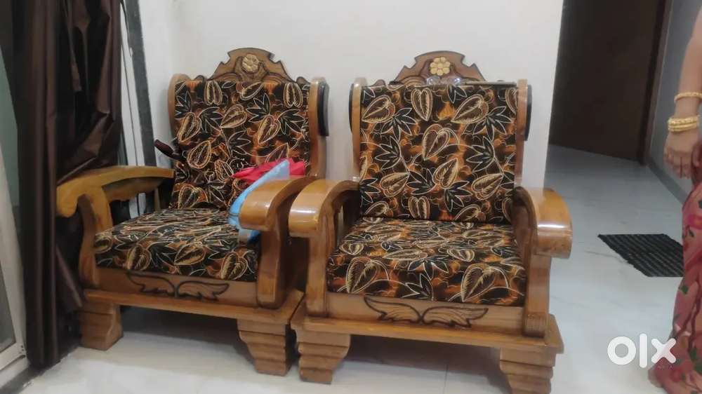 Sagwan Sofa