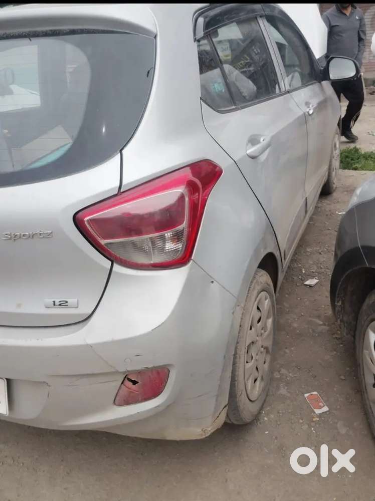 Hyundai Grand I10 2017 Sports Petrol
