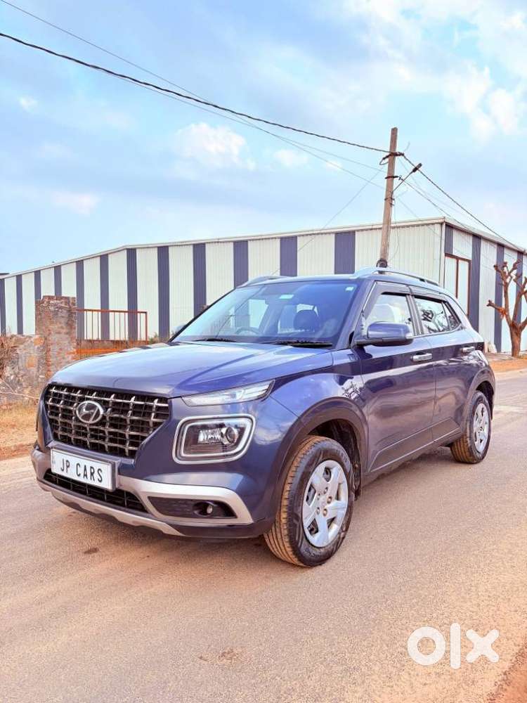 Hyundai Venue 1.2 S Plus, 2021, Petrol
