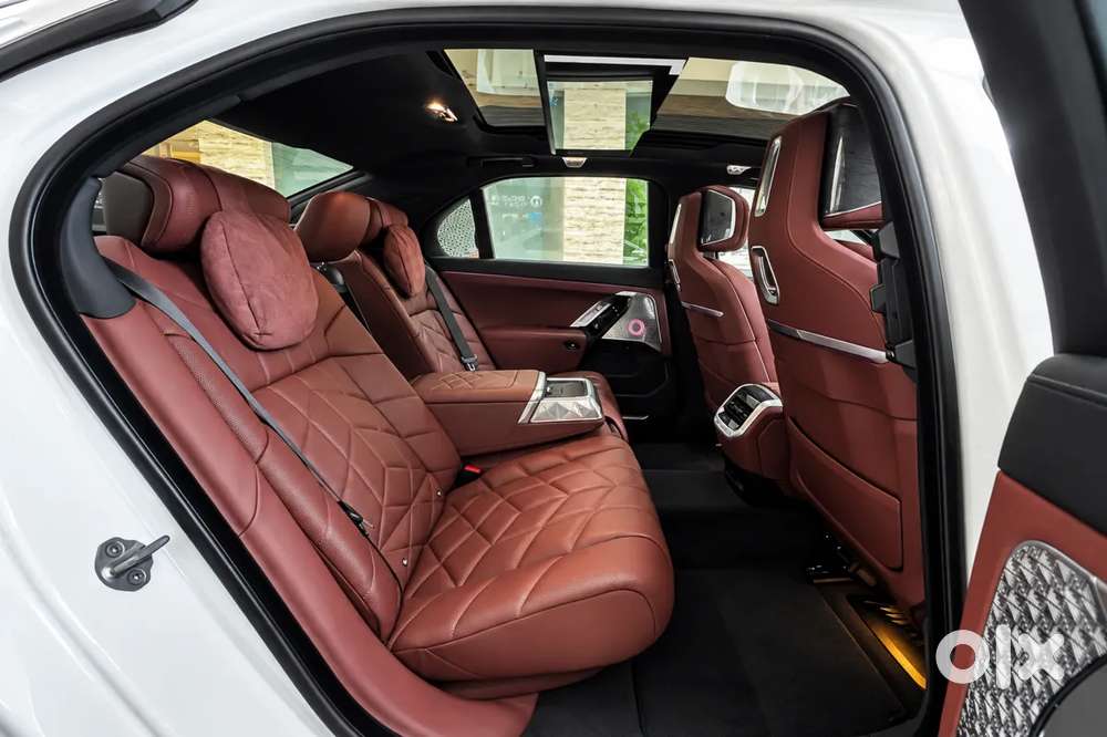 Bmw I7, 2024, Electric
