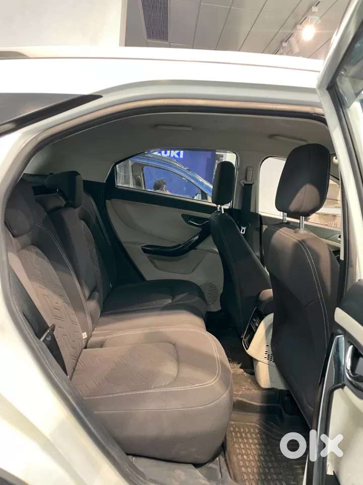 Tata Nexon 1.2 Revotron Xza Plus, 2023, Petrol