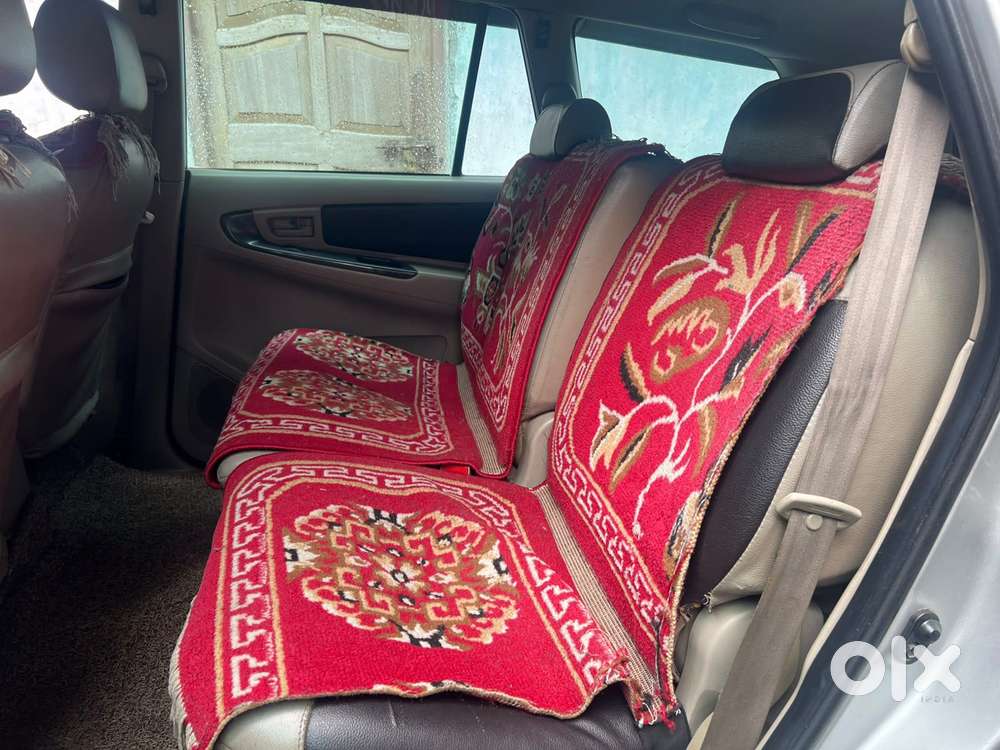 Toyota Innova 2.5 E Diesel Ps 7-seater, 2013, Diesel