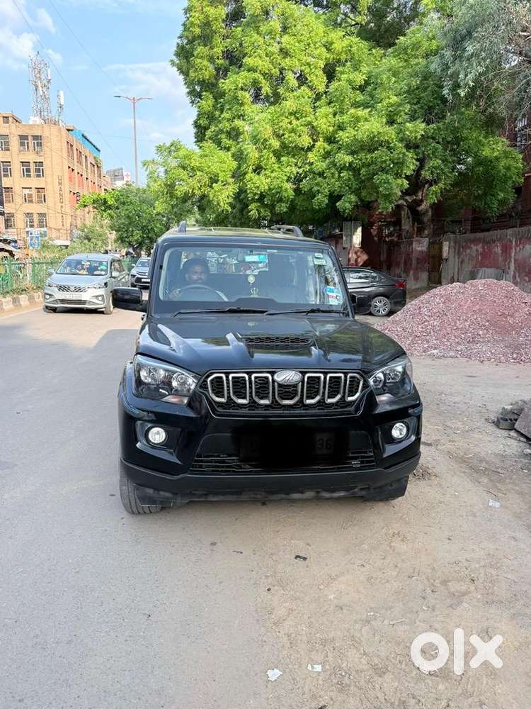 Mahindra Scorpio 2022 Diesel Well Maintained