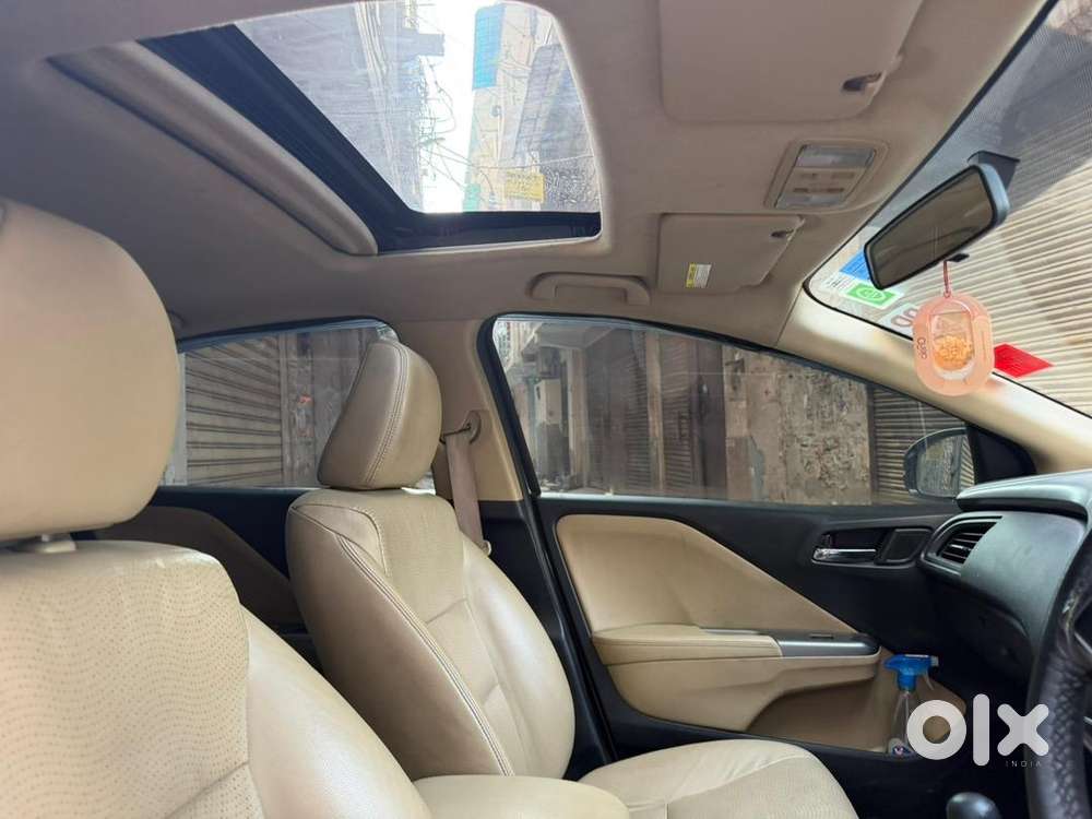 Honda City Hybrid Ehev 2016 Cng & Hybrids Well Maintained